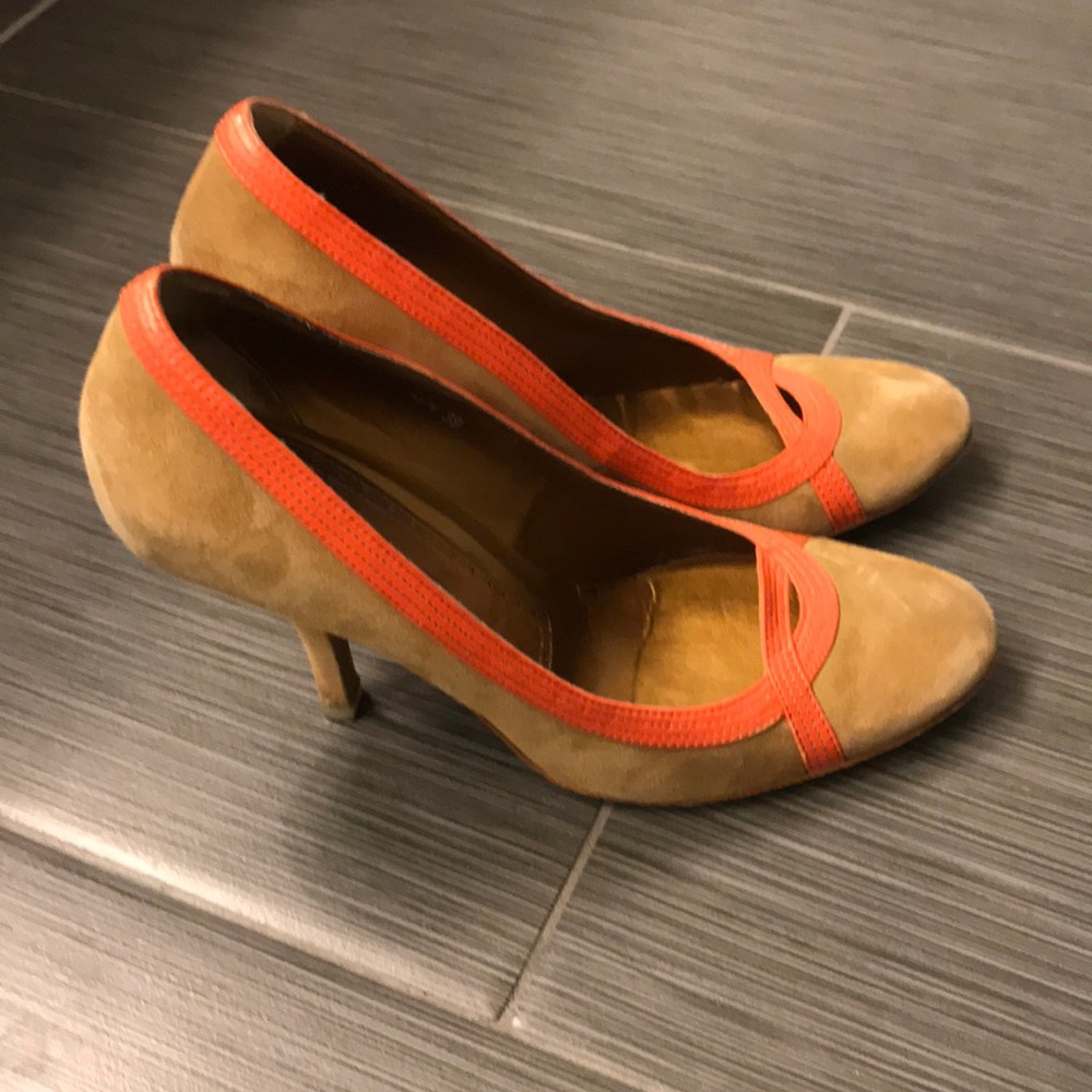 Shoes - Picture 2 of 4